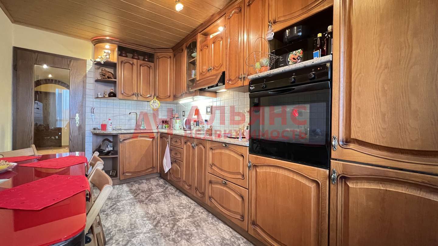 Продажа 3-комнатной квартиры, Самара, Агибалова улица,  70