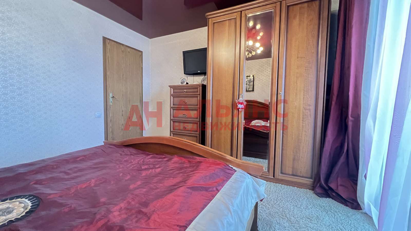 Продажа 3-комнатной квартиры, Самара, Агибалова улица,  70