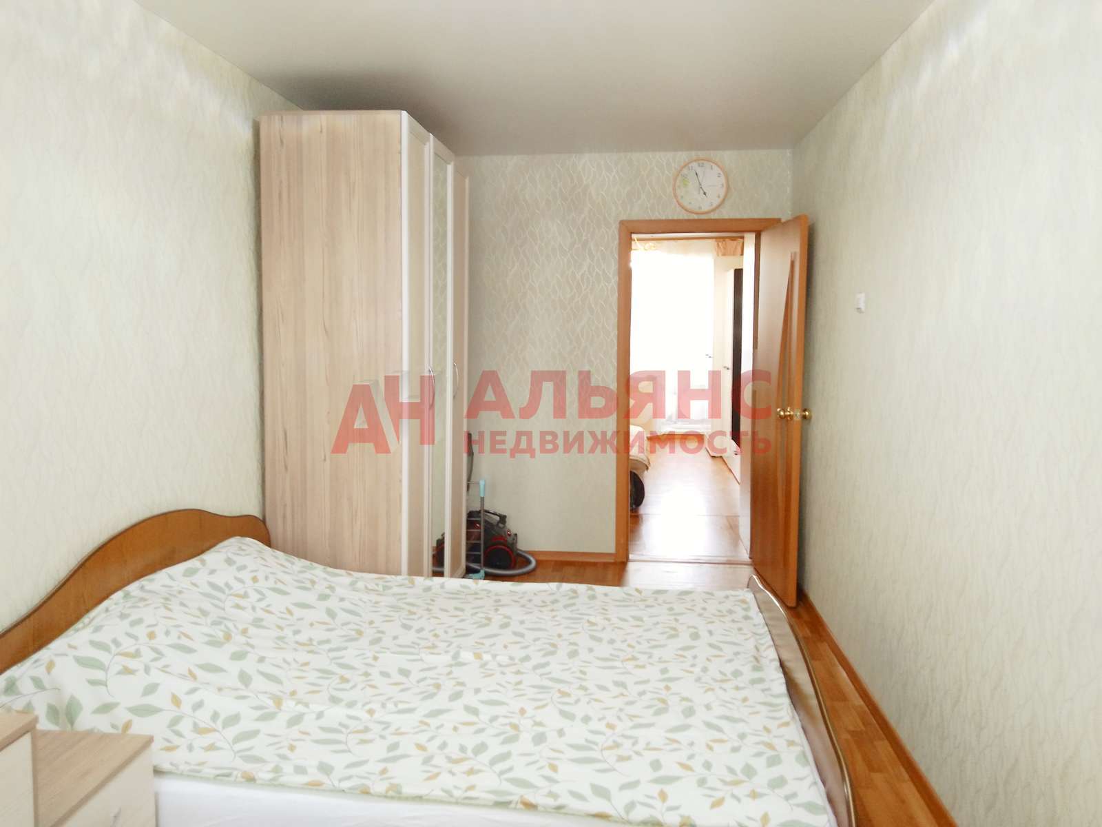 Продажа 3-комнатной квартиры, Самара, Черемшанская улица,  224