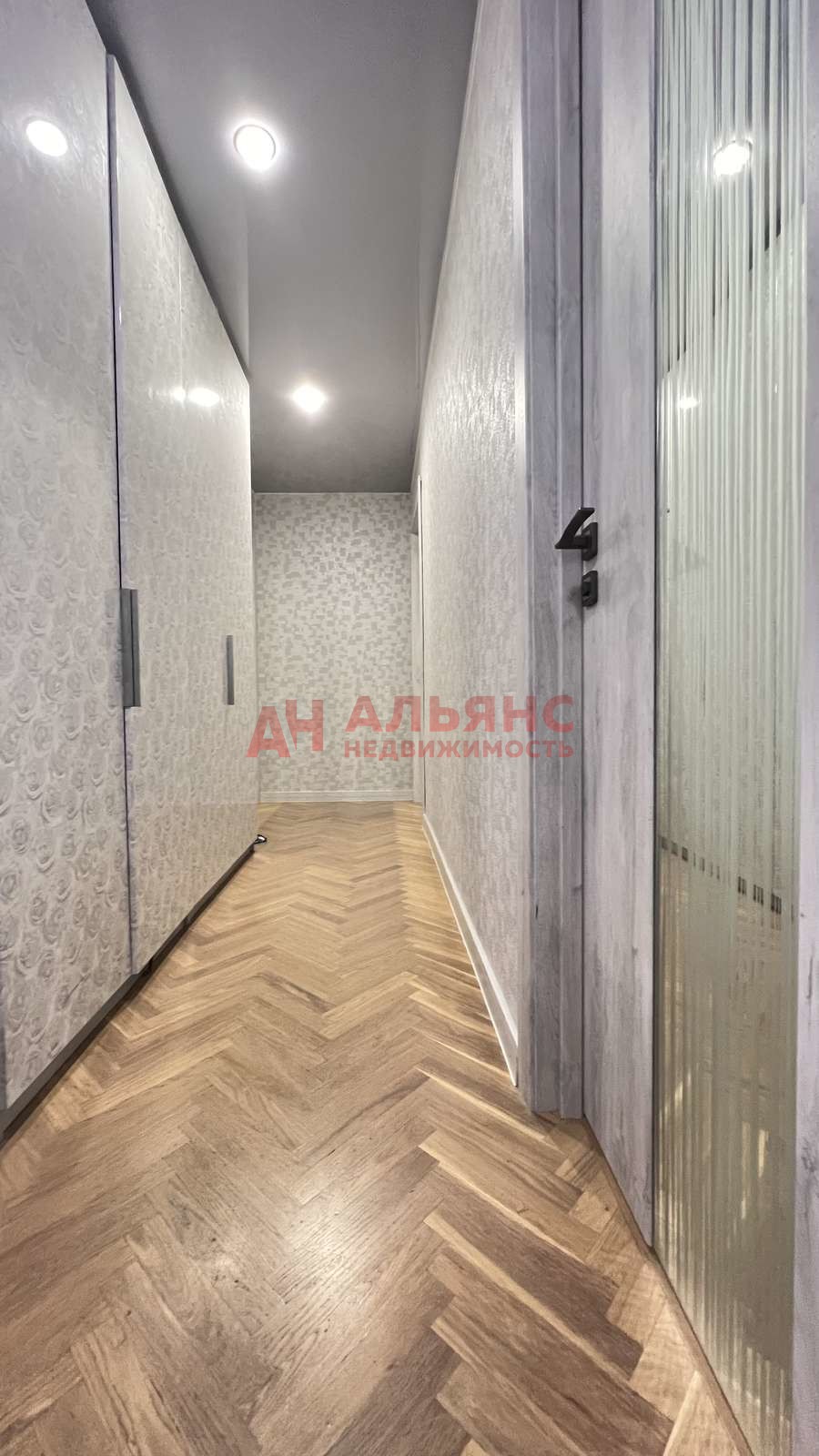 Продажа 3-комнатной квартиры, Самара, Владимирская улица,  44