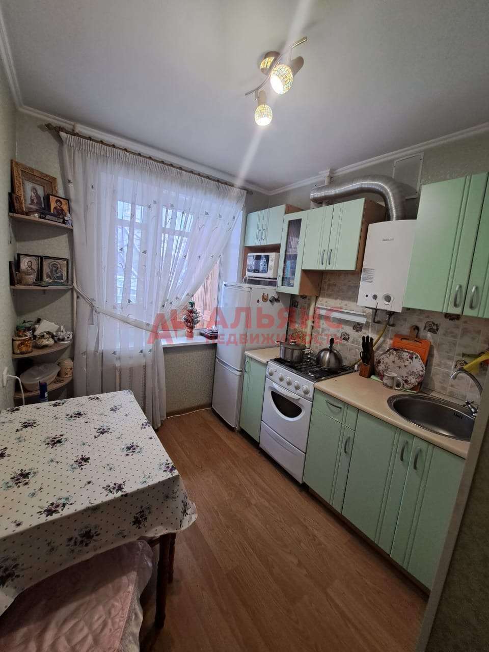 Продажа 1-комнатной квартиры, Самара, 15-й квартал,  9