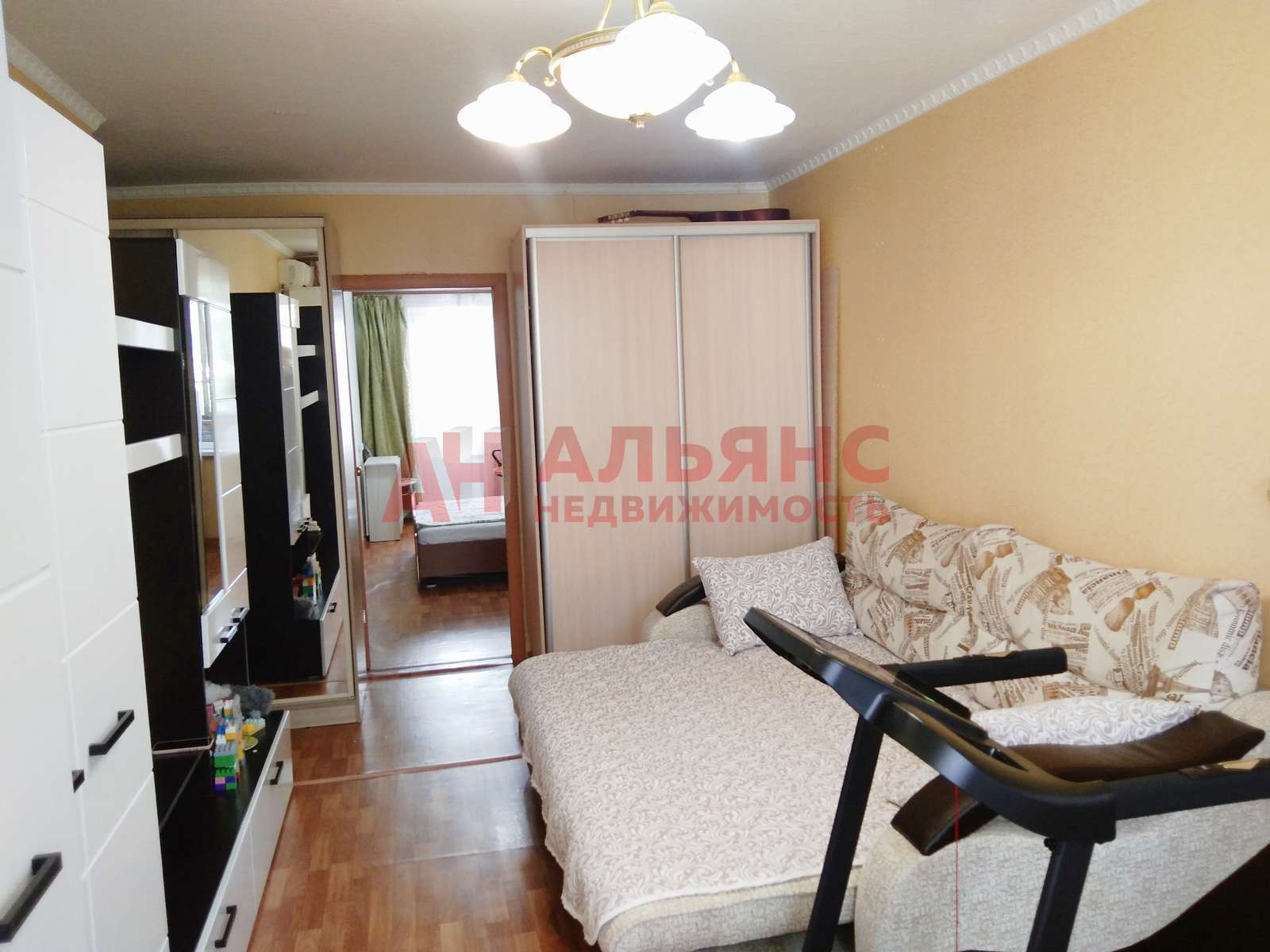 Продажа 3-комнатной квартиры, Самара, Черемшанская улица,  224