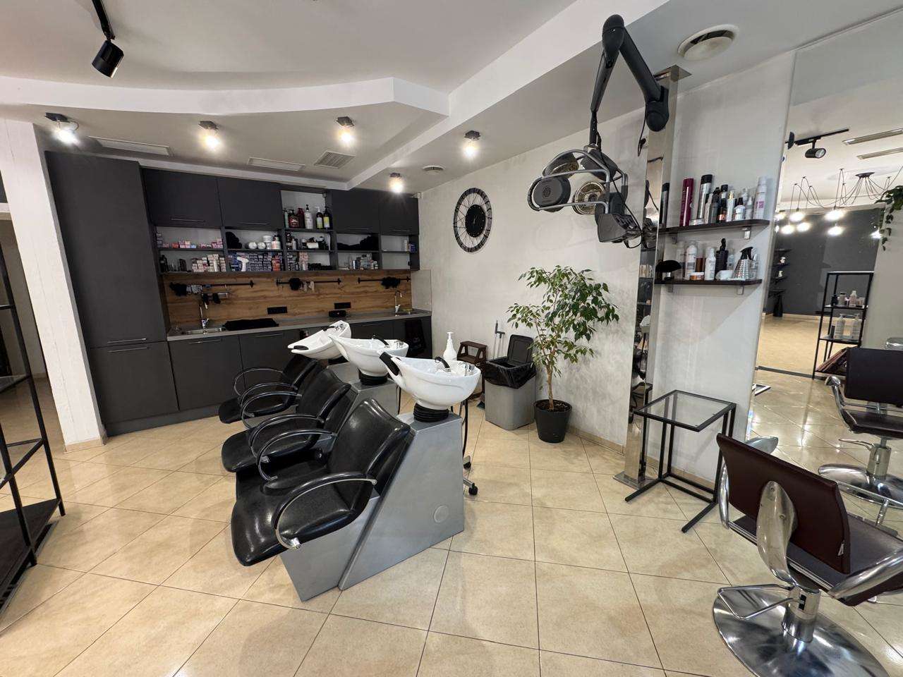 Аренда коммерческой недвижимости, 182м <sup>2</sup>, Тольятти, Маршала Жукова улица,  29а