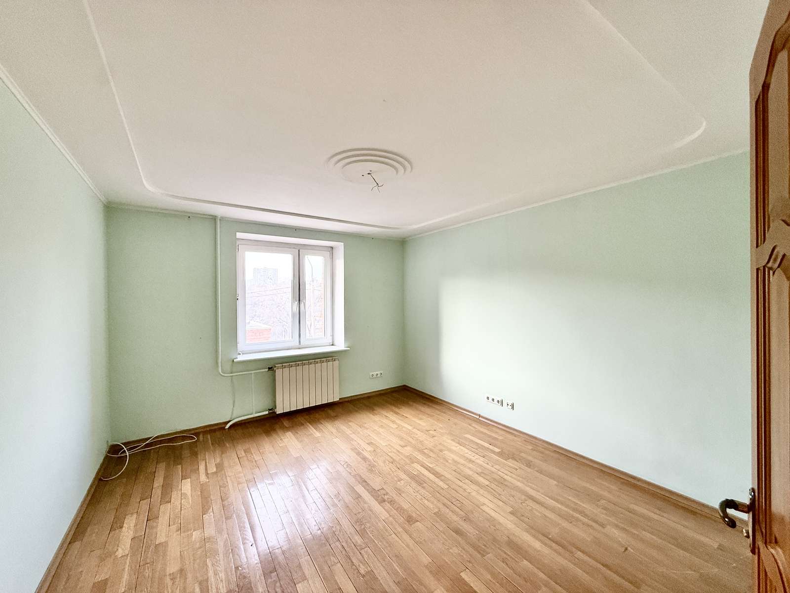 Продажа 4-комнатной квартиры, Тольятти, Лизы Чайкиной улица,  46