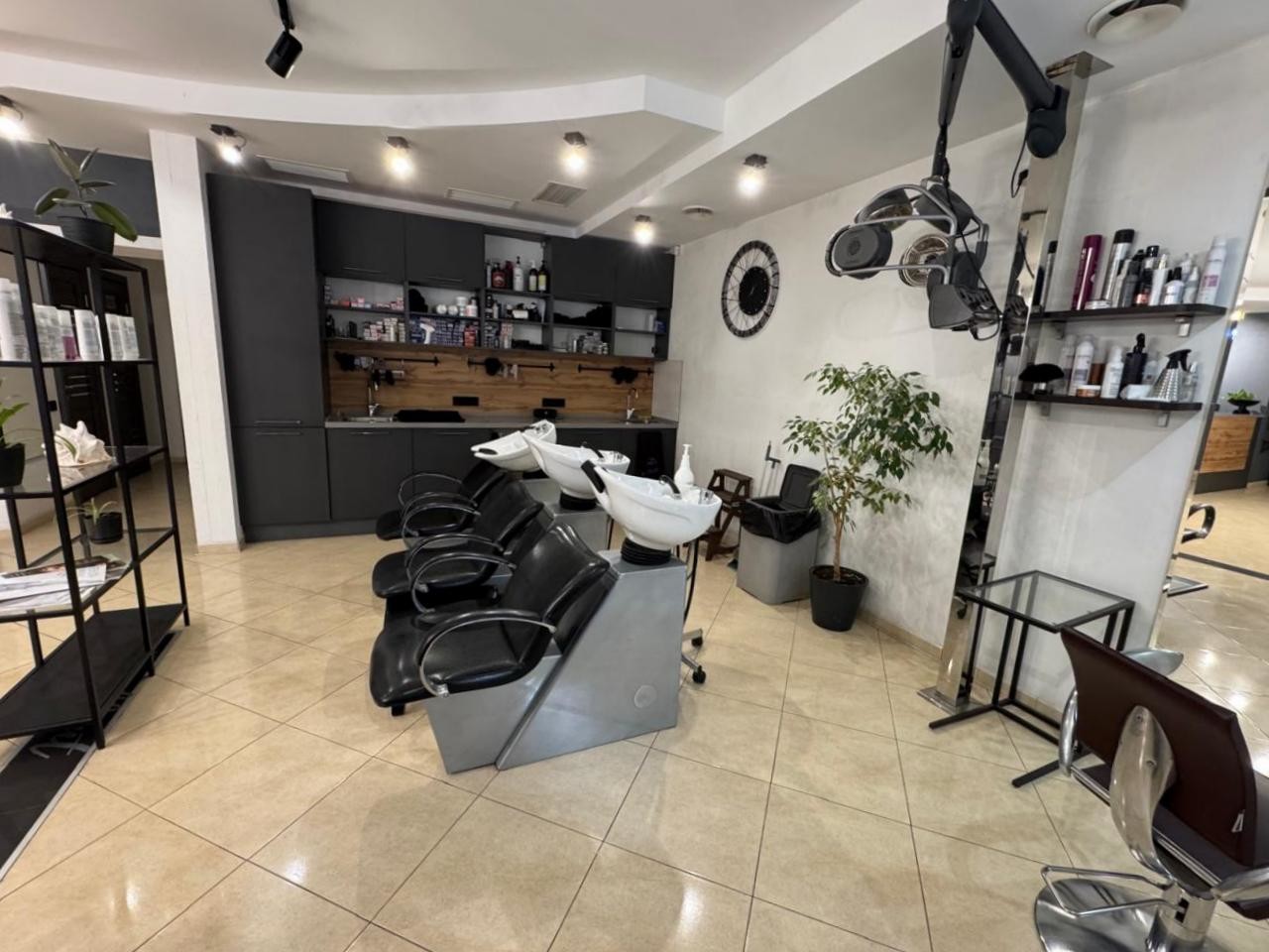 Продажа коммерческой недвижимости, 182м <sup>2</sup>, Тольятти, Маршала Жукова улица,  29а