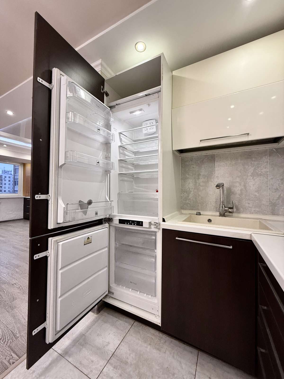 Продажа 2-комнатной квартиры, Тольятти, Лизы Чайкиной улица,  46