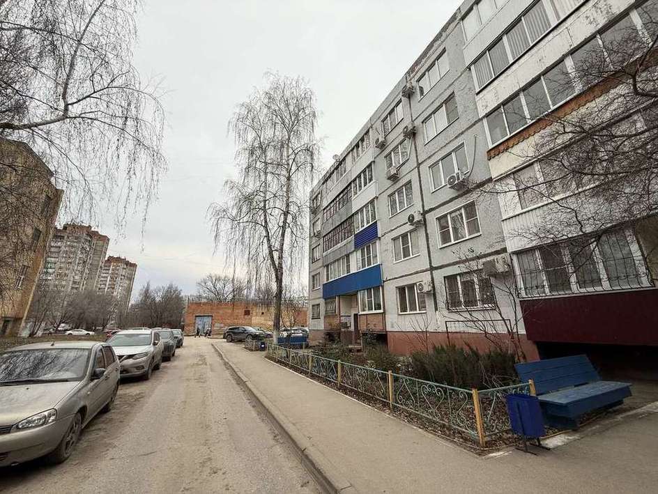 Продажа 2-комнатной квартиры, Тольятти, Голосова улица,  40