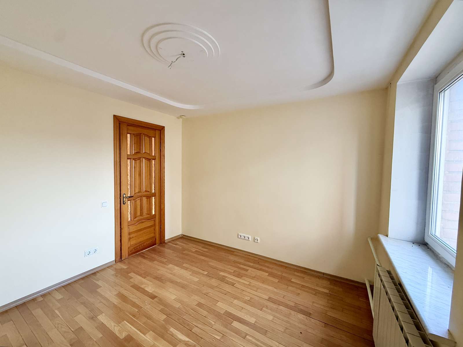 Продажа 4-комнатной квартиры, Тольятти, Лизы Чайкиной улица,  46