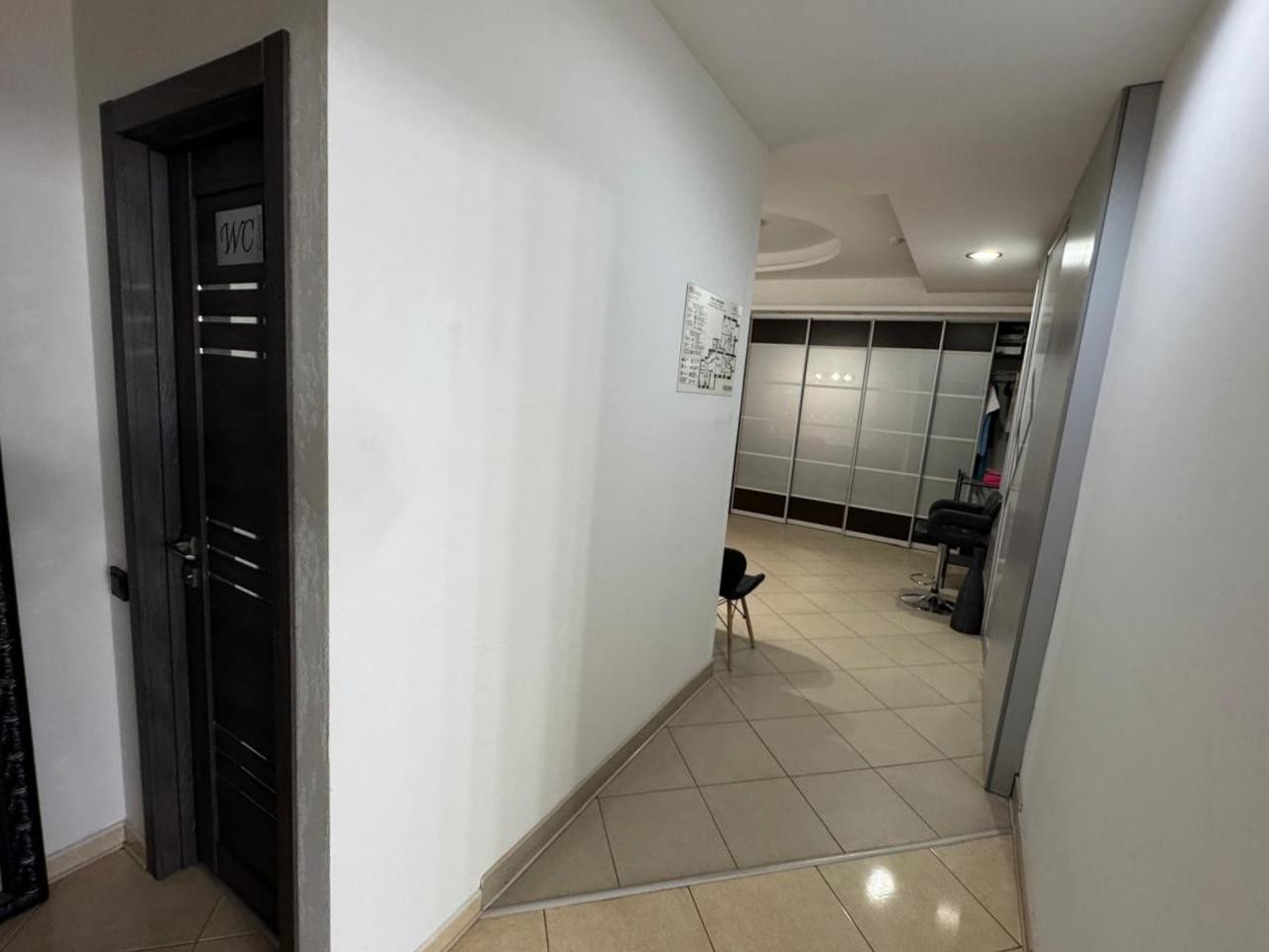 Продажа коммерческой недвижимости, 182м <sup>2</sup>, Тольятти, Маршала Жукова улица,  29а