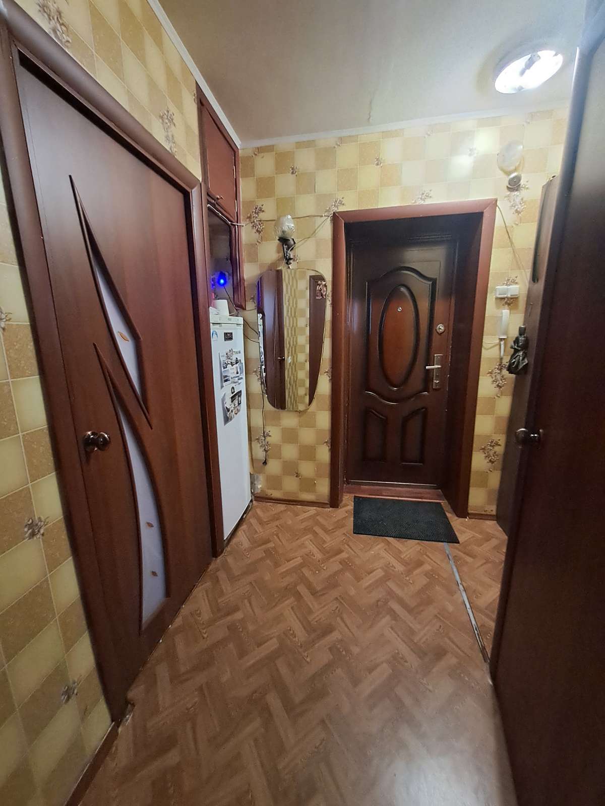 Продажа 2-комнатной квартиры, Тольятти, Макарова улица,  3