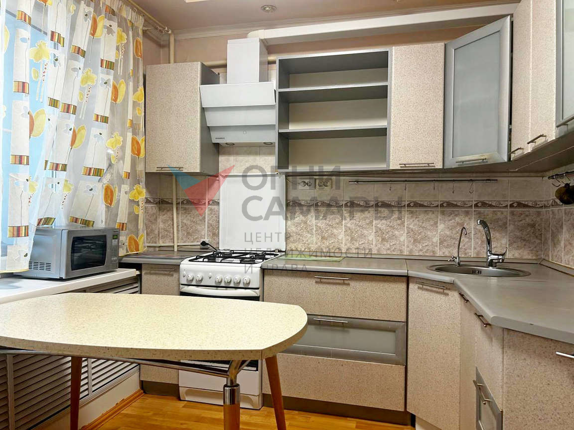 Продажа 3-комнатной квартиры, Самара, Демократическая улица,  12/120