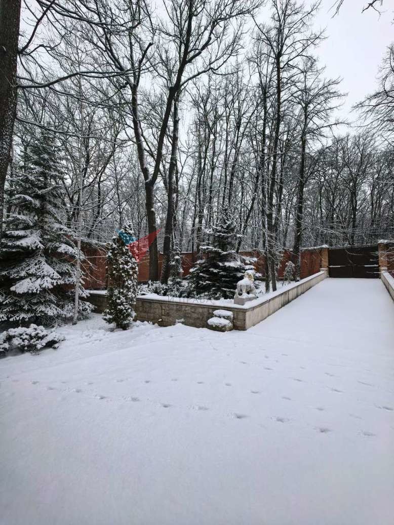 Продажа дома, 975м <sup>2</sup>, 30 сот., Самара, Студеный Овраг улица,  10а