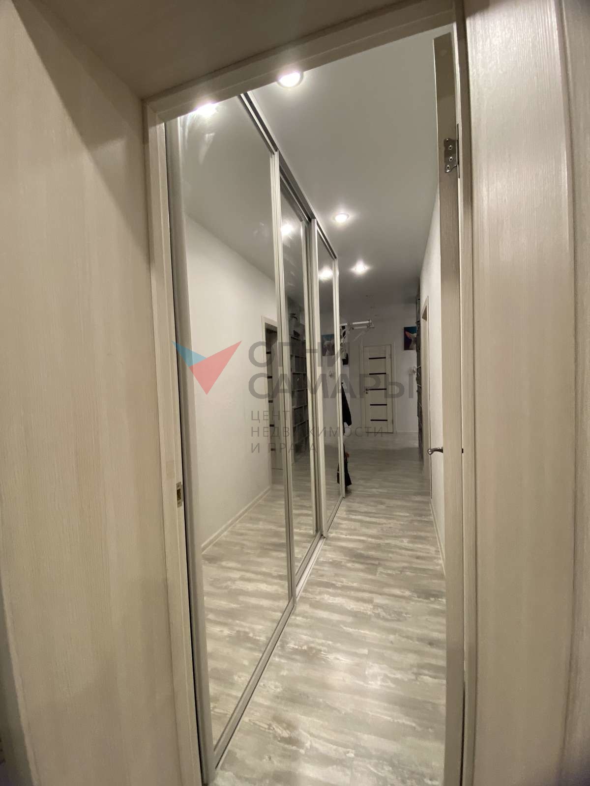 Продажа 2-комнатной квартиры, Самара, Василия Татищева улица,  9А