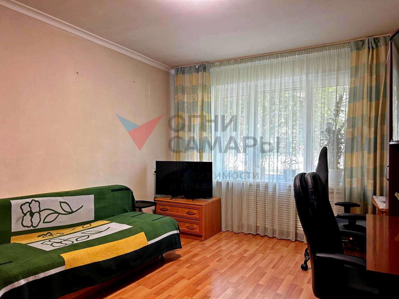 Продажа 3-комнатной квартиры, Самара, Демократическая улица,  12/120