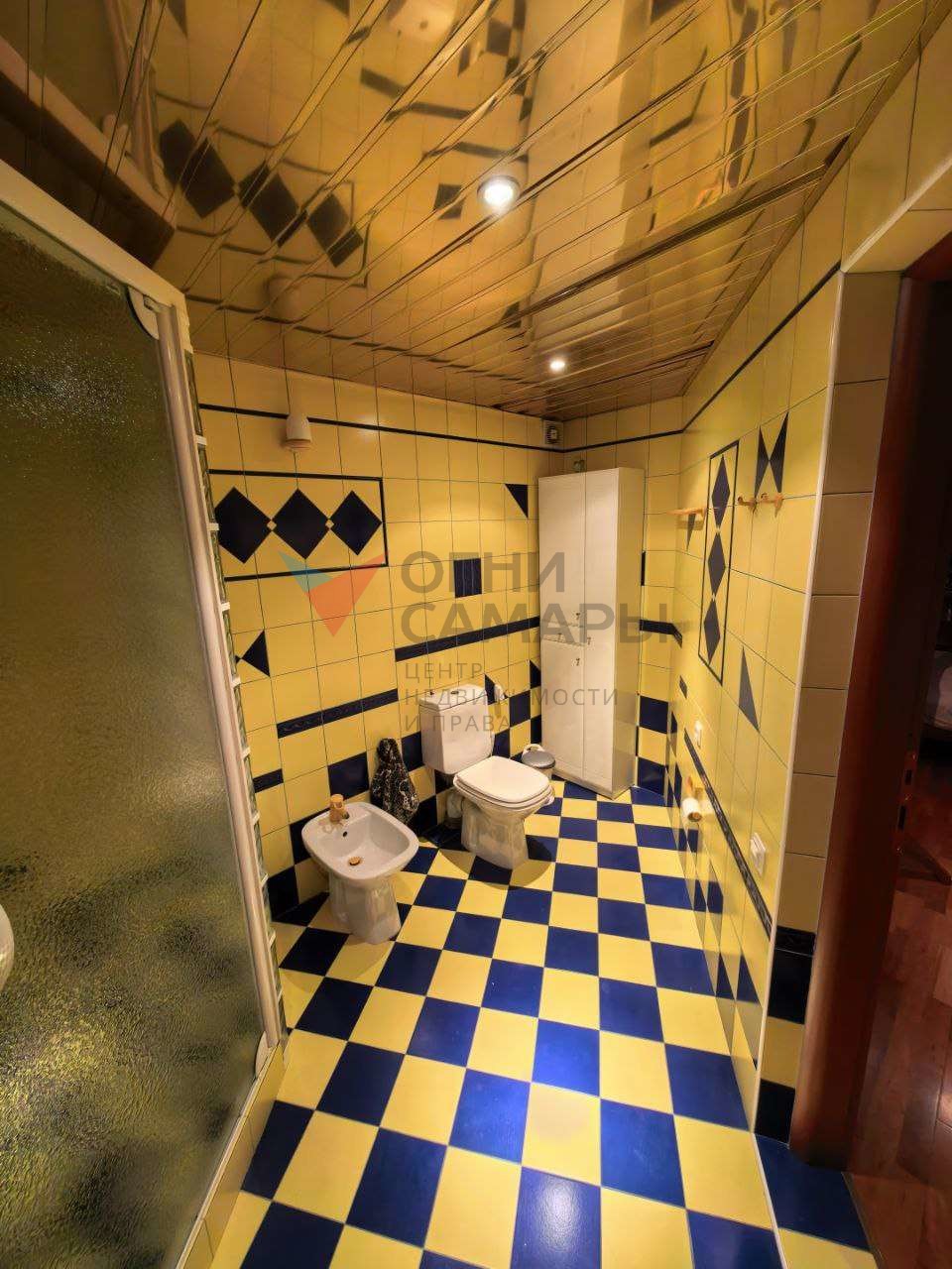 Продажа дома, 975м <sup>2</sup>, 30 сот., Самара, Студеный Овраг улица,  10а