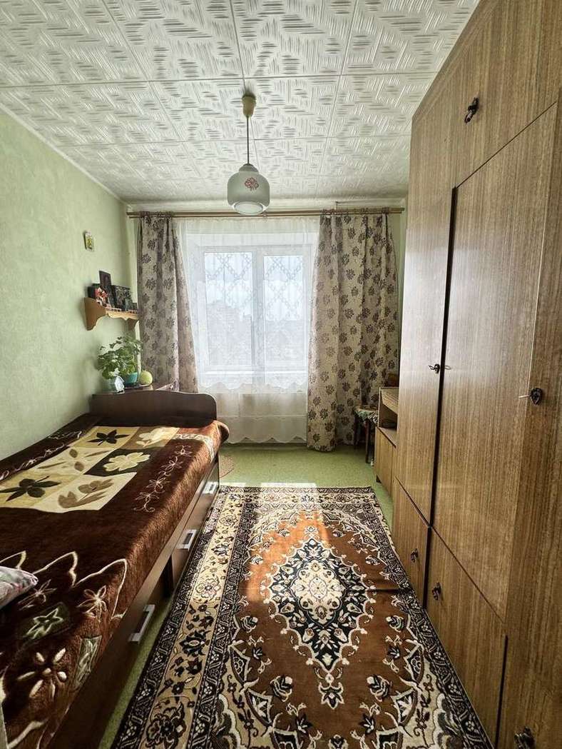 Продажа 4-комнатной квартиры, Тольятти, Ворошилова улица,  41
