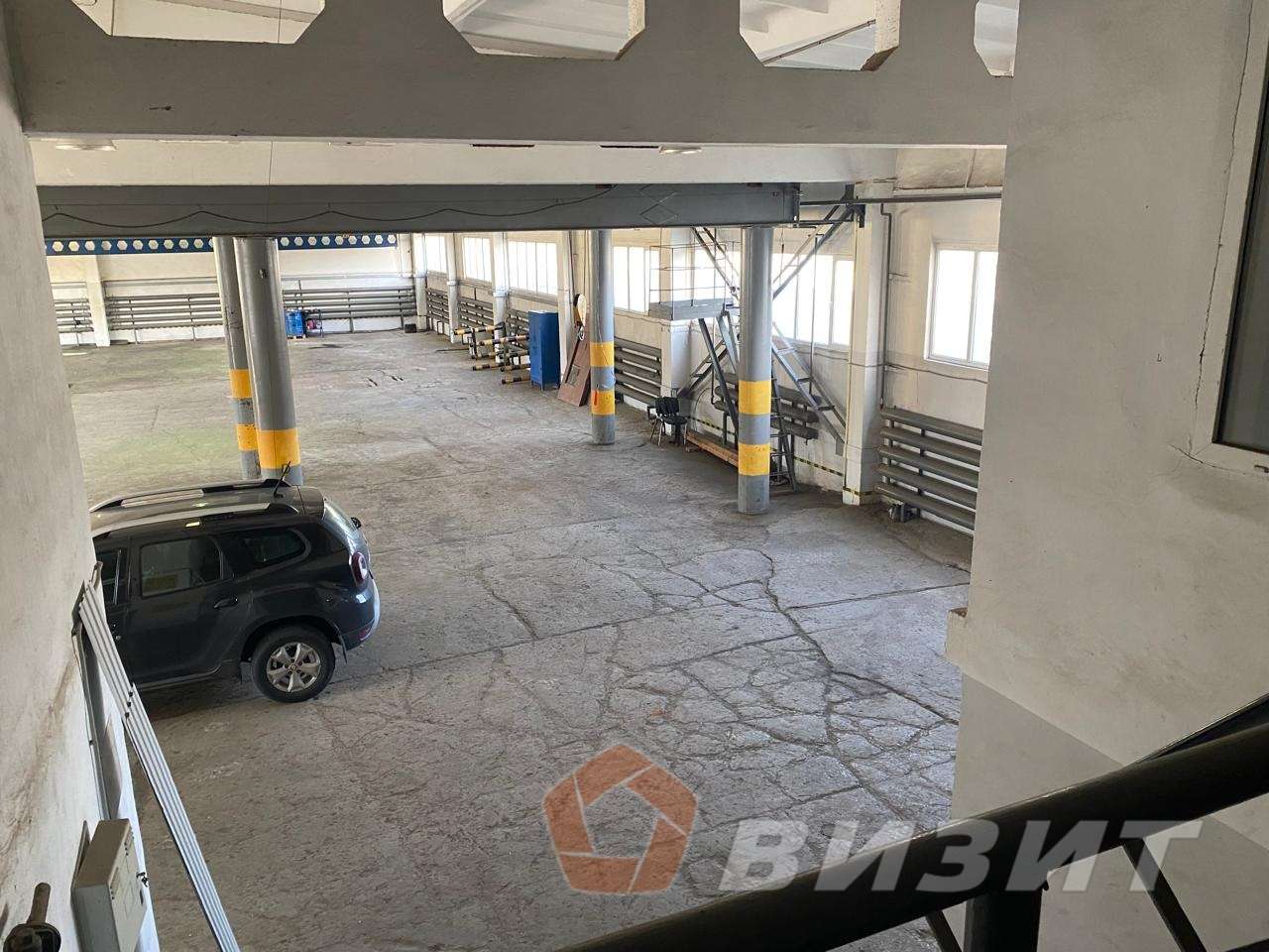 Продажа коммерческой недвижимости, 700м <sup>2</sup>, Новокуйбышевск, Промышленная 2-я улица,  7