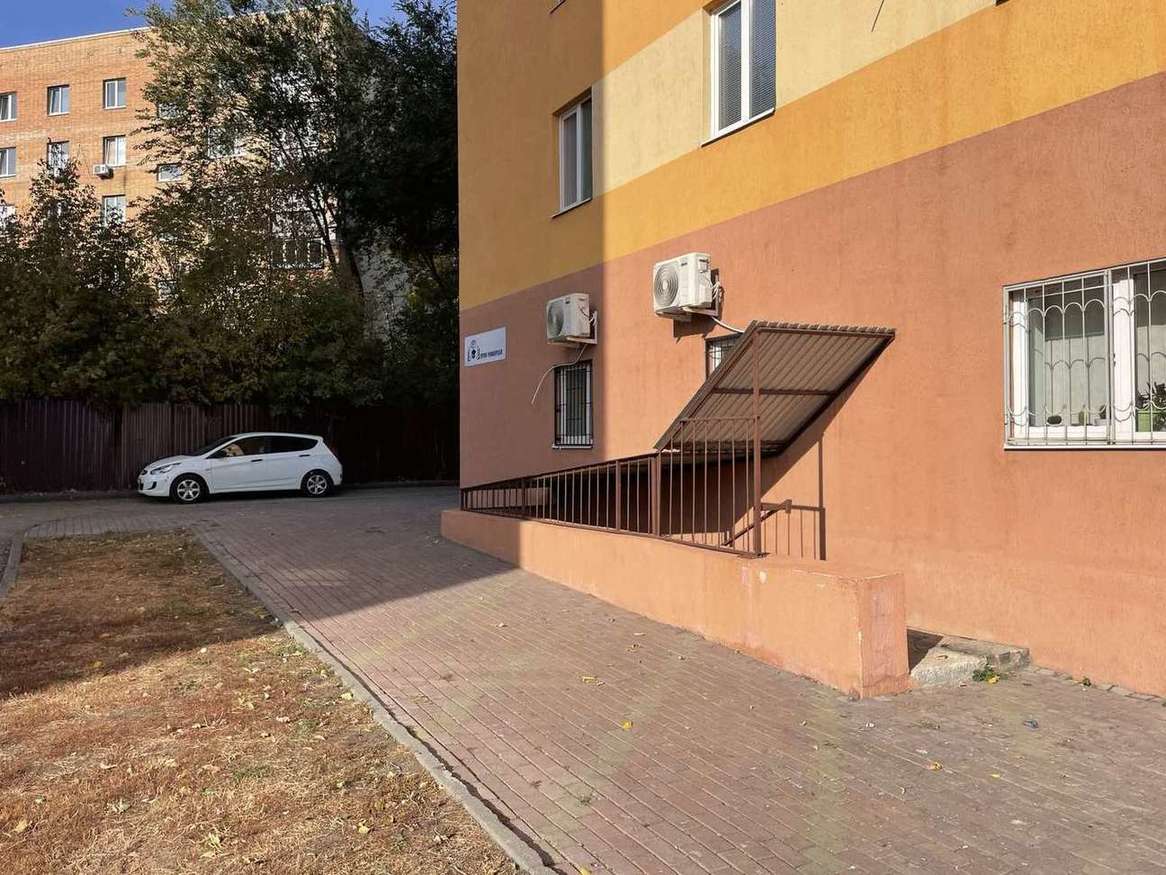 Продажа коммерческой недвижимости, 58м <sup>2</sup>, Самара, Промышленности улица,  180