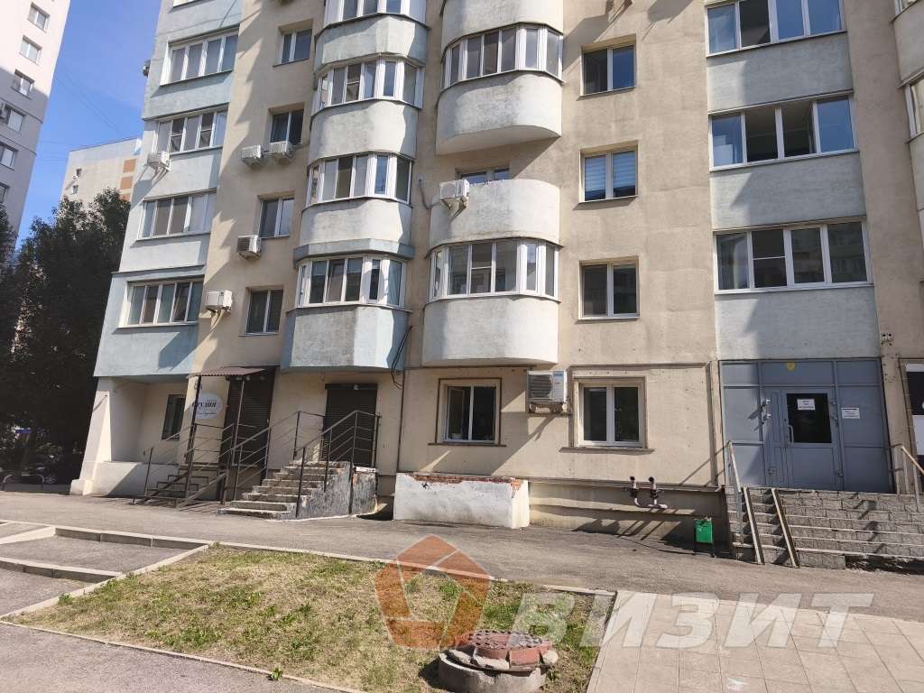 Продажа коммерческой недвижимости, 425м <sup>2</sup>, Самара, Молодежная улица,  8Б