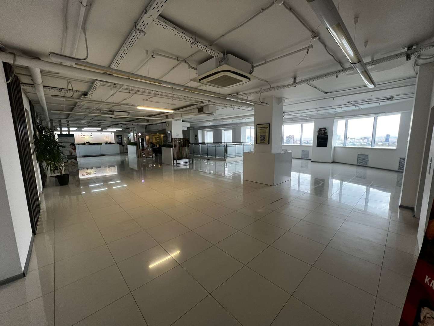 Аренда коммерческой недвижимости, 2000м <sup>2</sup>, Самара, Московское шоссе,  17