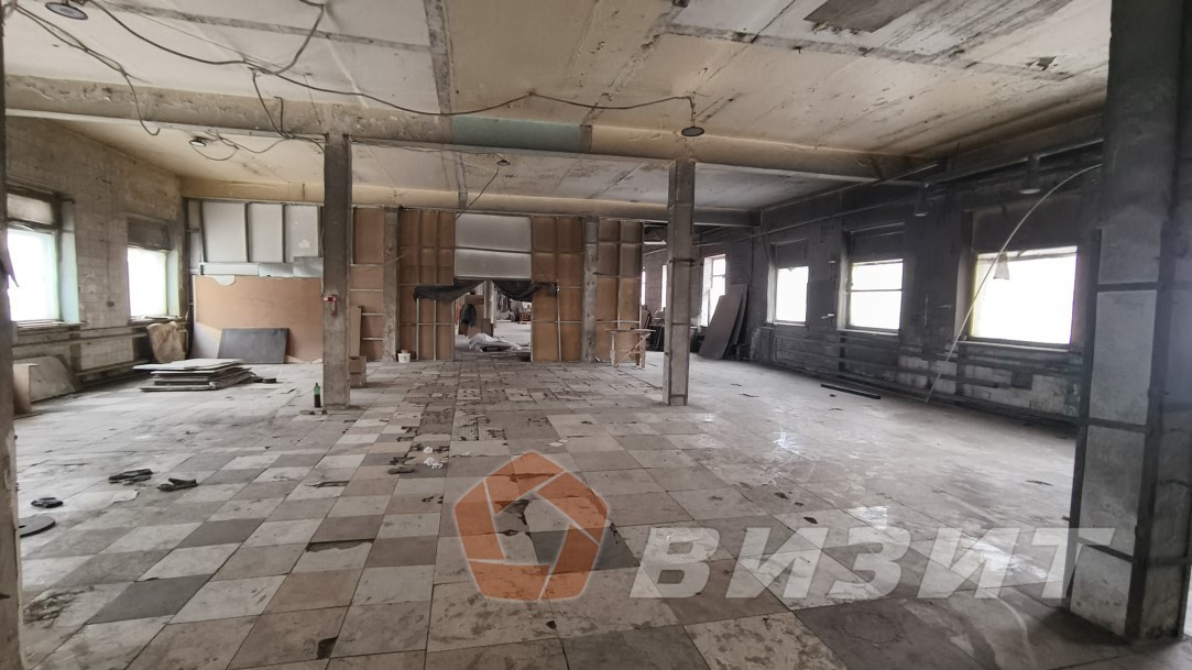 Продажа коммерческой недвижимости, 986м <sup>2</sup>, Самара, Земеца улица,  4