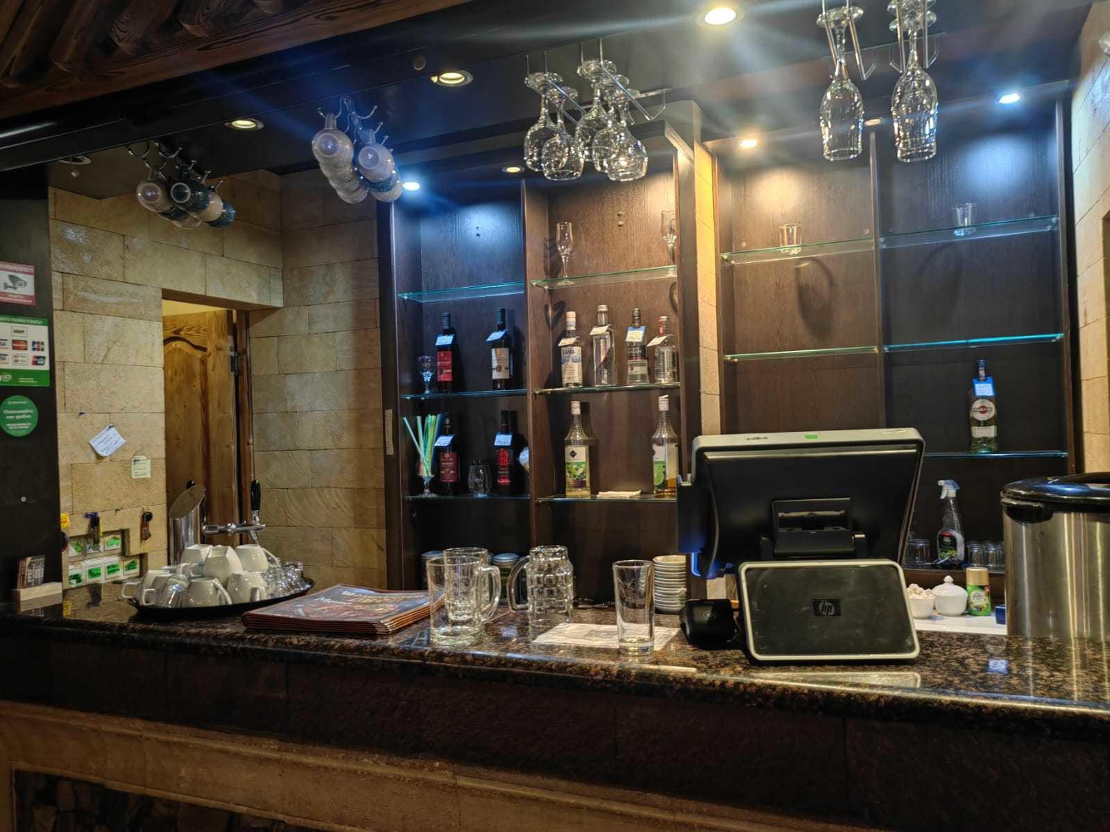 Продажа коммерческой недвижимости, 1300м <sup>2</sup>, Подстепновка, Южное шоссе,  8км