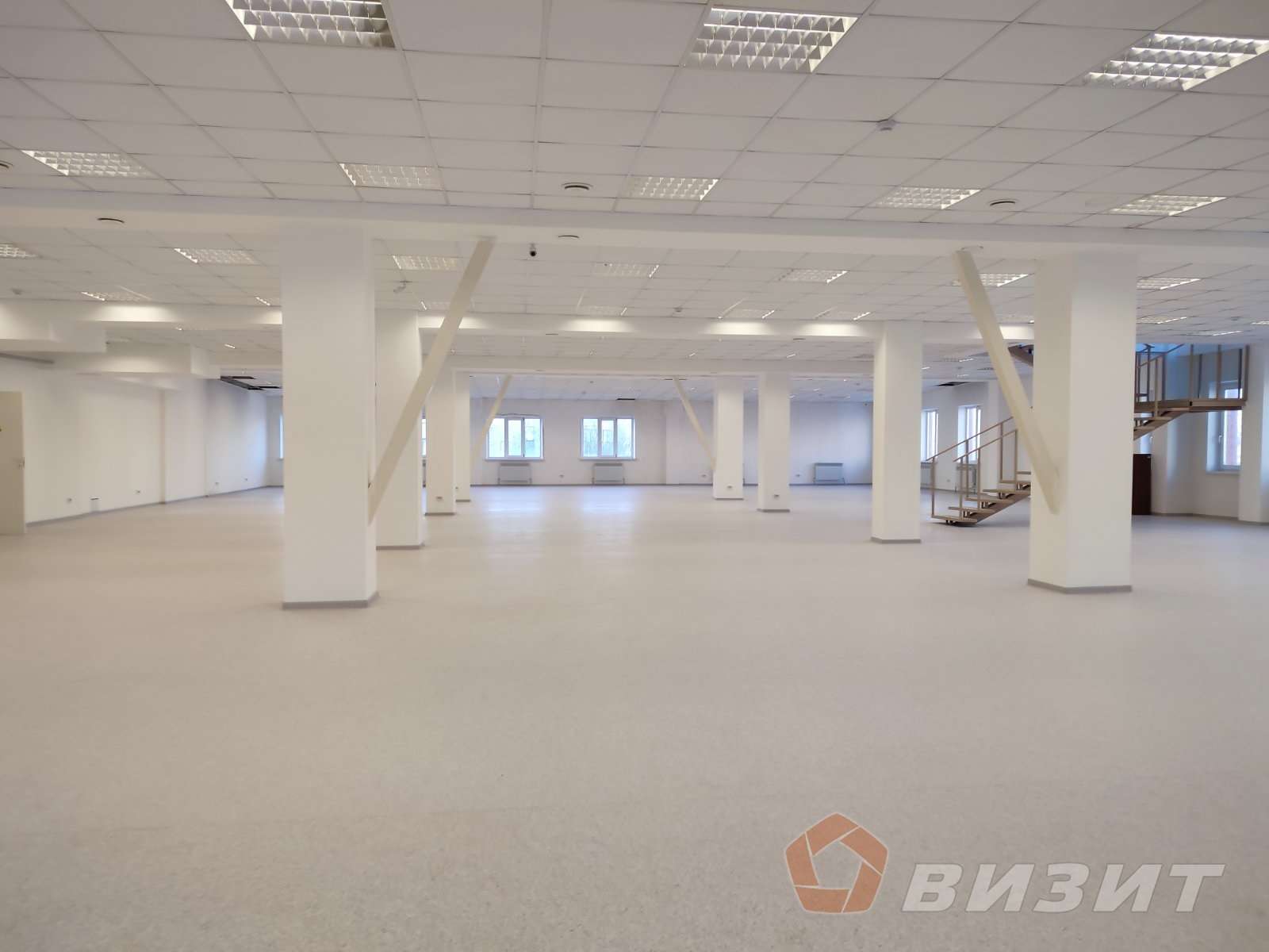 Продажа коммерческой недвижимости, 2397м <sup>2</sup>, Самара, Ставропольская улица,  3