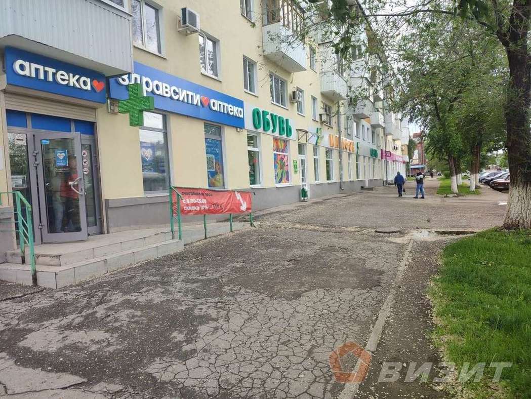 Аренда коммерческой недвижимости, 180м <sup>2</sup>, Новокуйбышевск, Победы проспект,  24