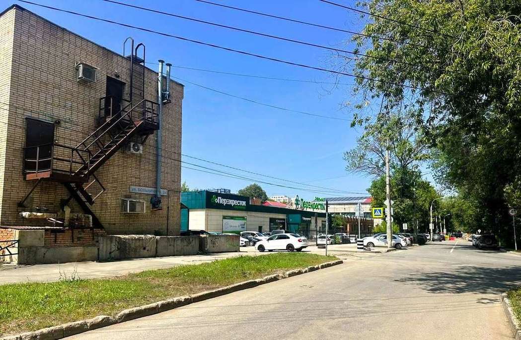 Продажа коммерческой недвижимости, 1031м <sup>2</sup>, Самара, Больничная улица,  8