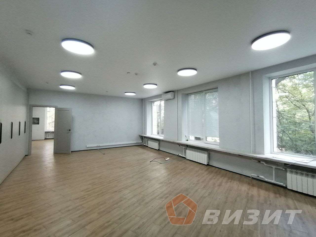 Продажа коммерческой недвижимости, 122м <sup>2</sup>, Самара, Антонова-Овсеенко улица,  44а