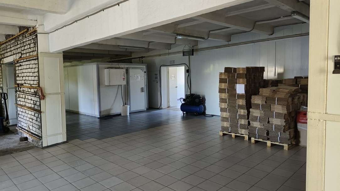 Продажа коммерческой недвижимости, 876м <sup>2</sup>, Самарская, Больничная улица,  4а