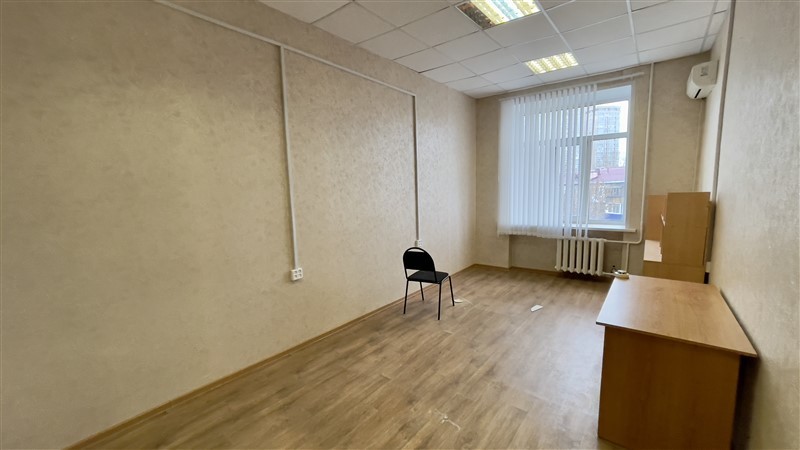 Продажа коммерческой недвижимости, 485м <sup>2</sup>, Самара, Чернореченская улица,  21