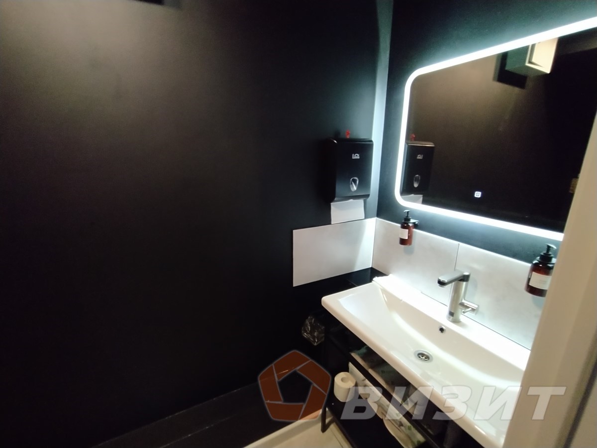 Продажа коммерческой недвижимости, 130м <sup>2</sup>, Самара, Гагарина улица,  32