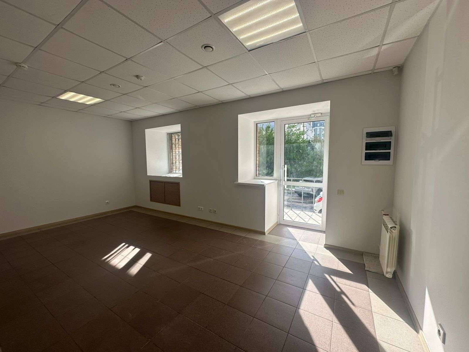 Продажа коммерческой недвижимости, 98м <sup>2</sup>, Самара, Шверника улица,  15