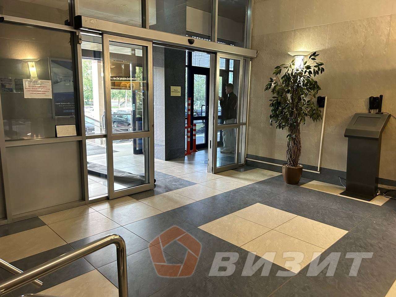 Продажа коммерческой недвижимости, 211м <sup>2</sup>, Самара, Урицкого улица,  19