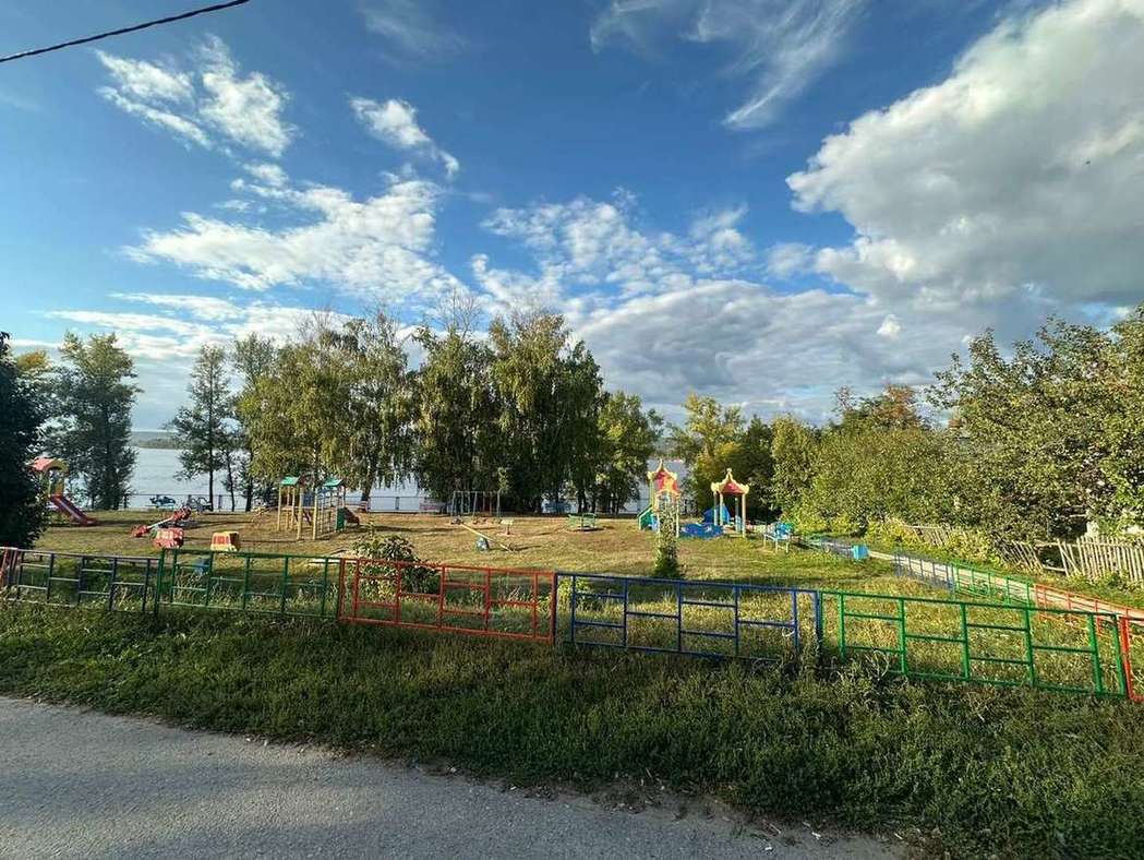 Продажа коммерческой недвижимости, 491м <sup>2</sup>, Зольное, Первомайская улица,  20а