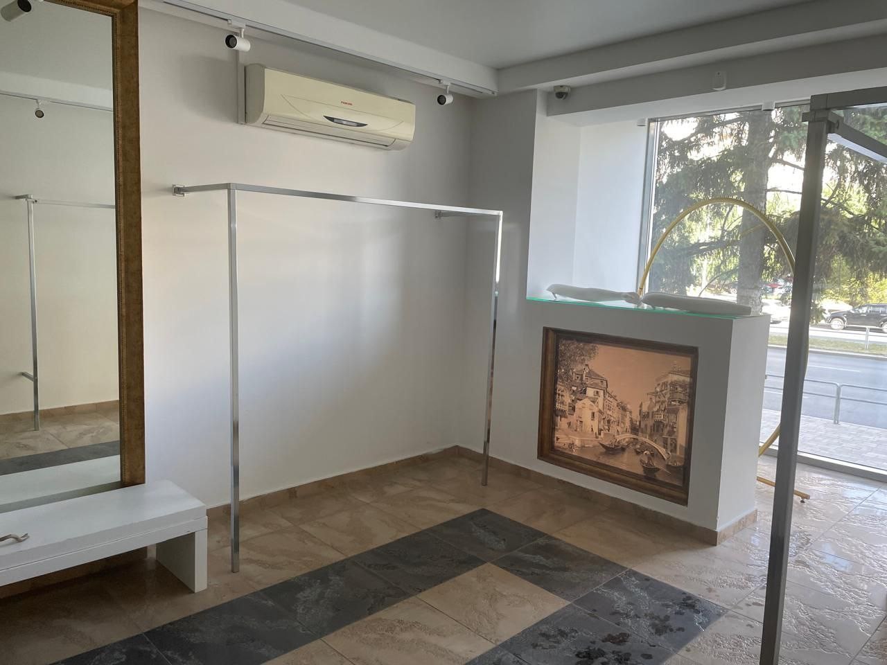 Аренда коммерческой недвижимости, 90м <sup>2</sup>, Самара, Ново-Садовая улица,  22