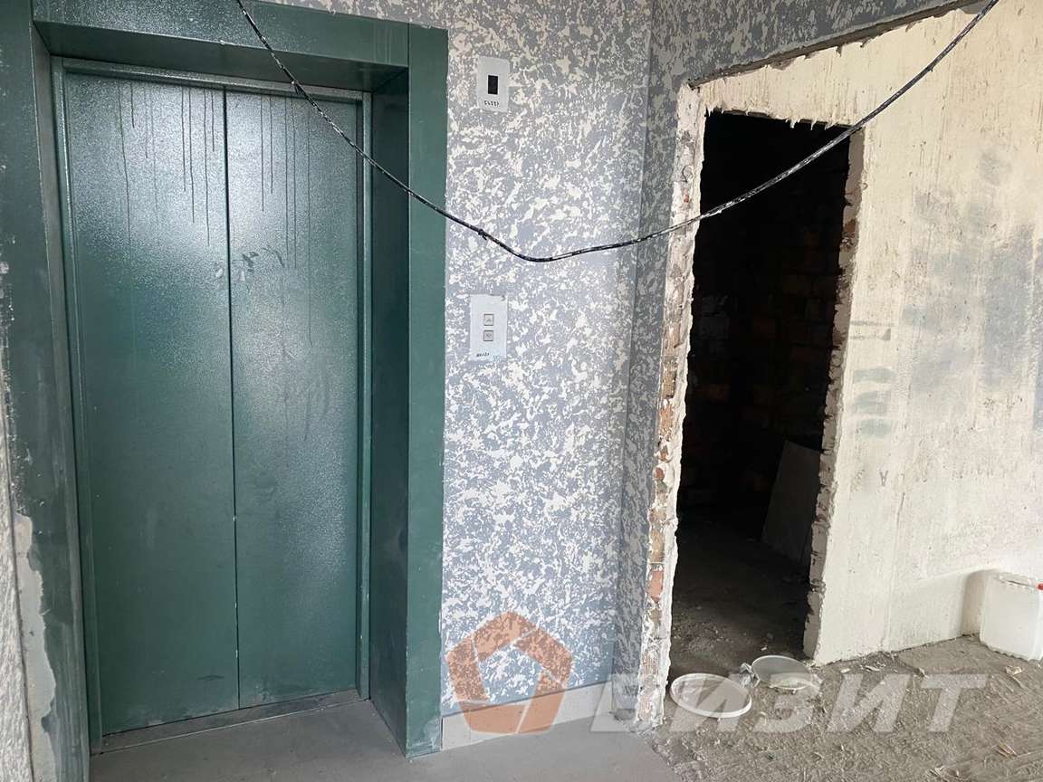 Продажа коммерческой недвижимости, 212м <sup>2</sup>, Самара, Лесная улица,  25В