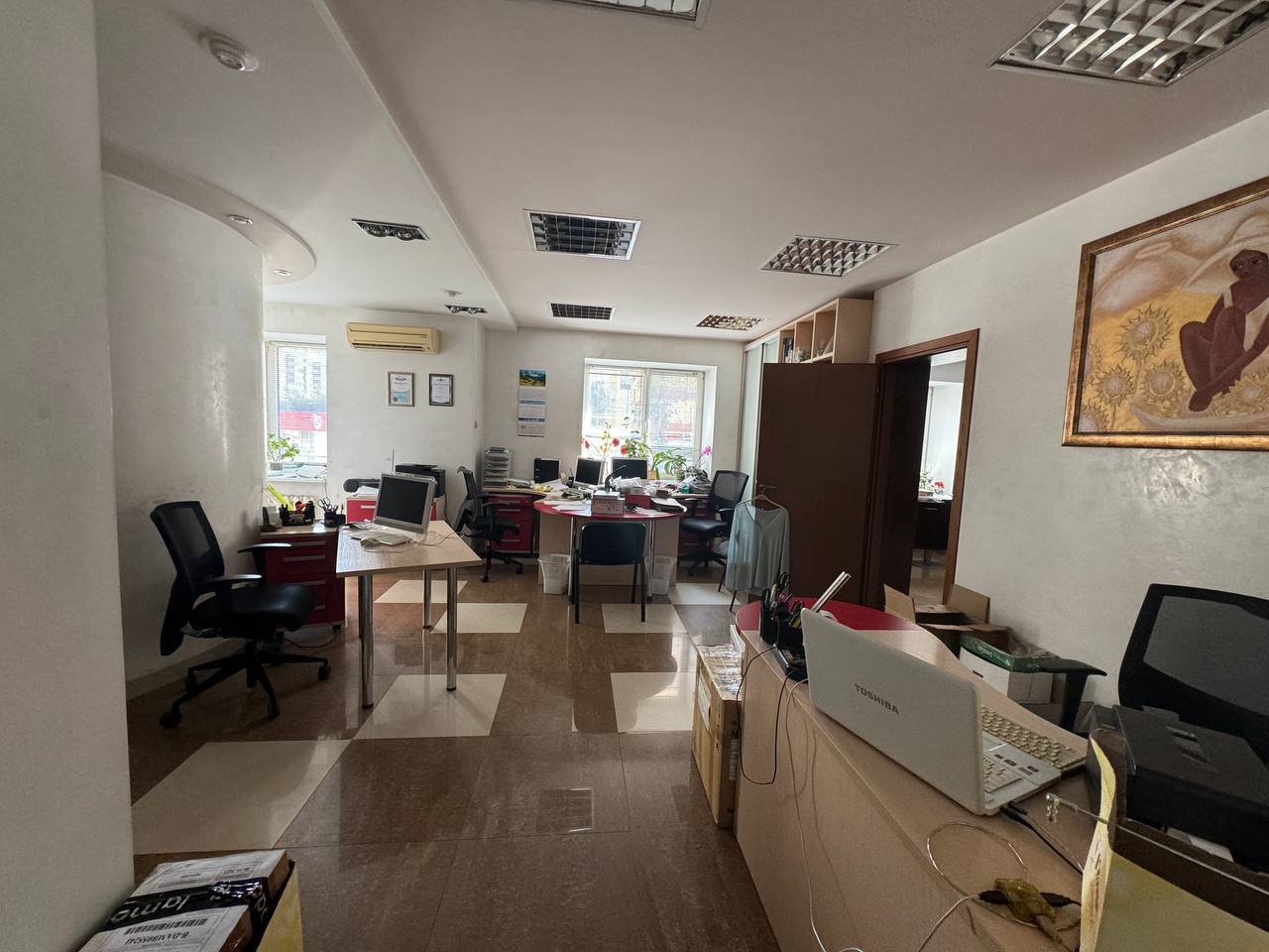 Продажа коммерческой недвижимости, 327м <sup>2</sup>, Самара, Ленинская улица,  168