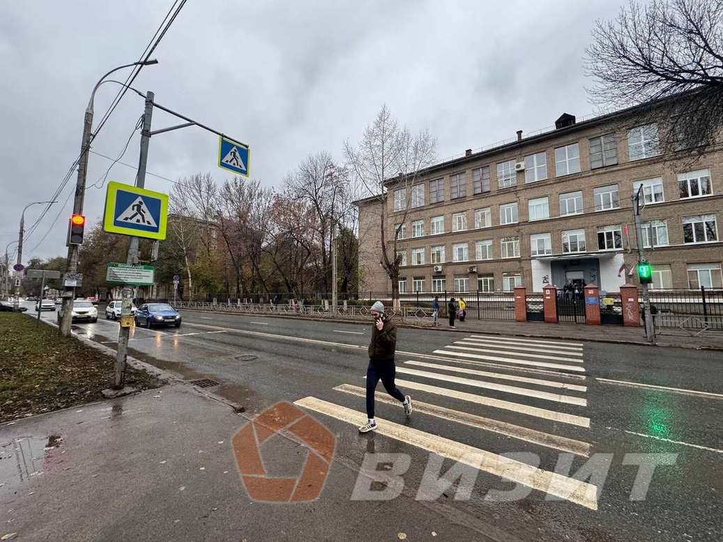 Аренда коммерческой недвижимости, 395м <sup>2</sup>, Самара, Физкультурная улица,  17