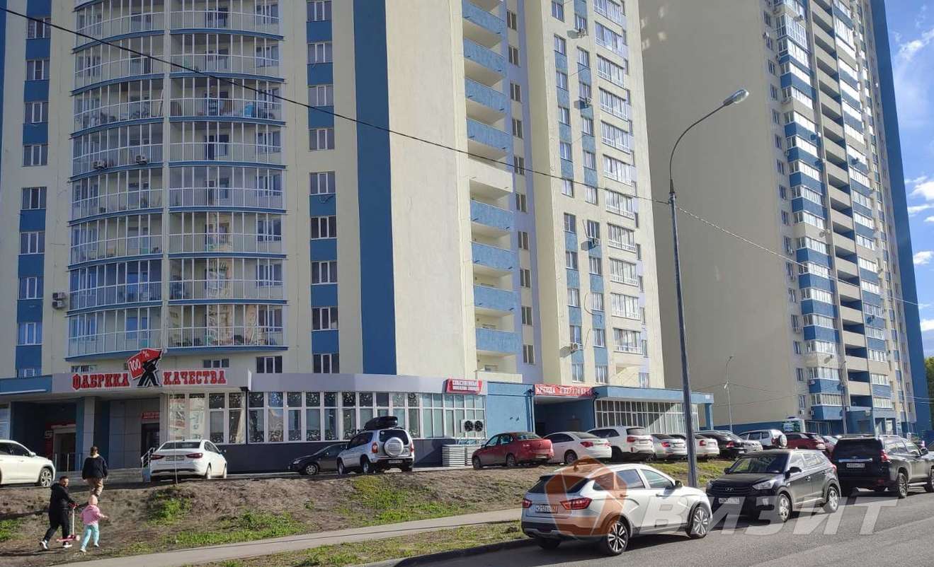 Аренда коммерческой недвижимости, 350м <sup>2</sup>, Самара, Осетинская улица,  19