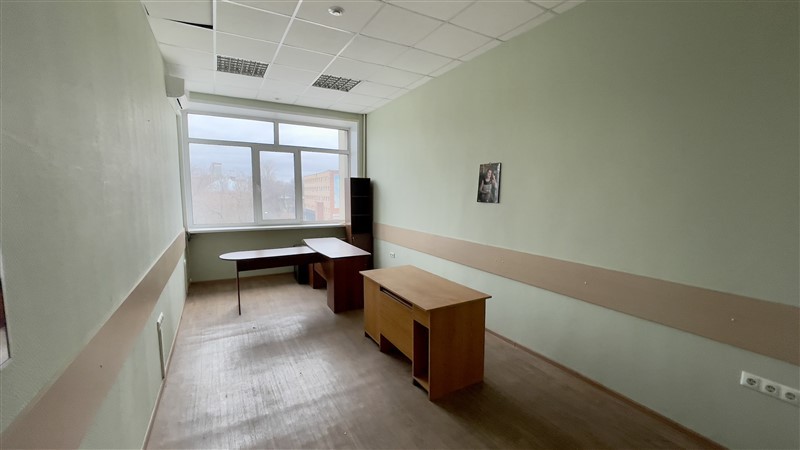 Продажа коммерческой недвижимости, 100м <sup>2</sup>, Самара, Чернореченская улица,  21