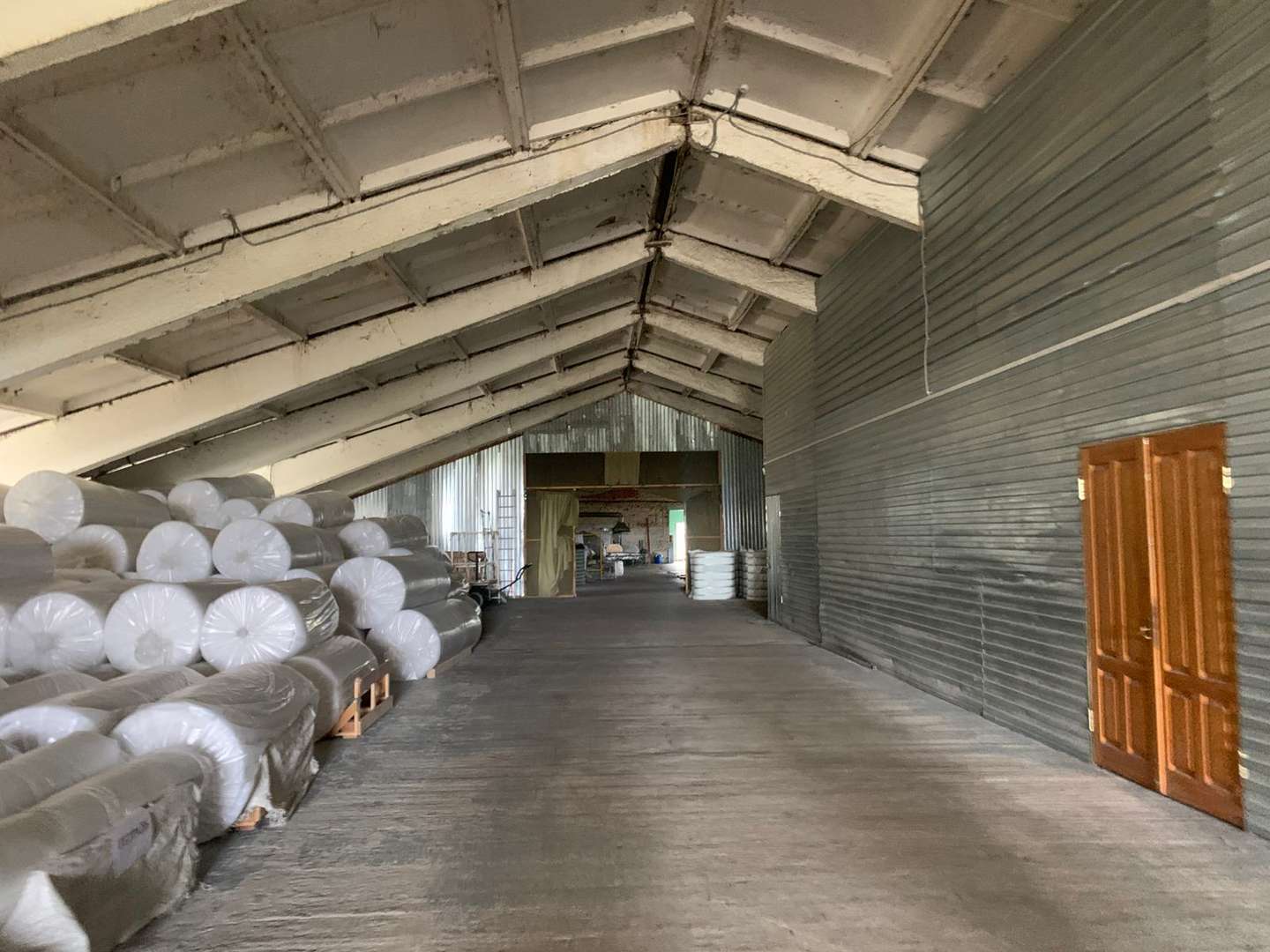 Продажа коммерческой недвижимости, 4250м <sup>2</sup>, Комсомольский, Промышленная улица,  5