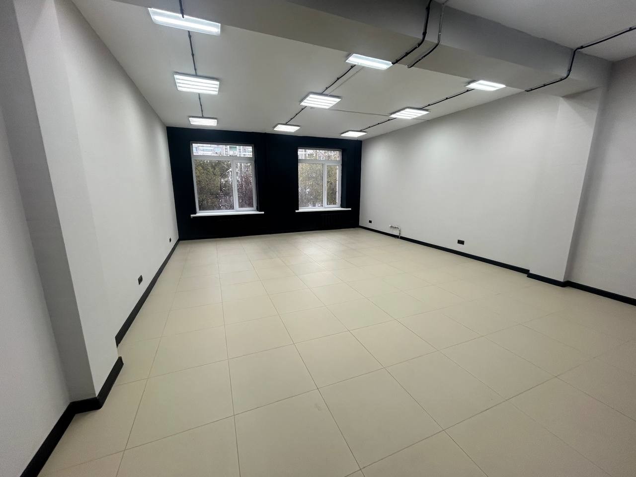 Аренда коммерческой недвижимости, 52м <sup>2</sup>, Самара, Антонова-Овсеенко улица,  44а