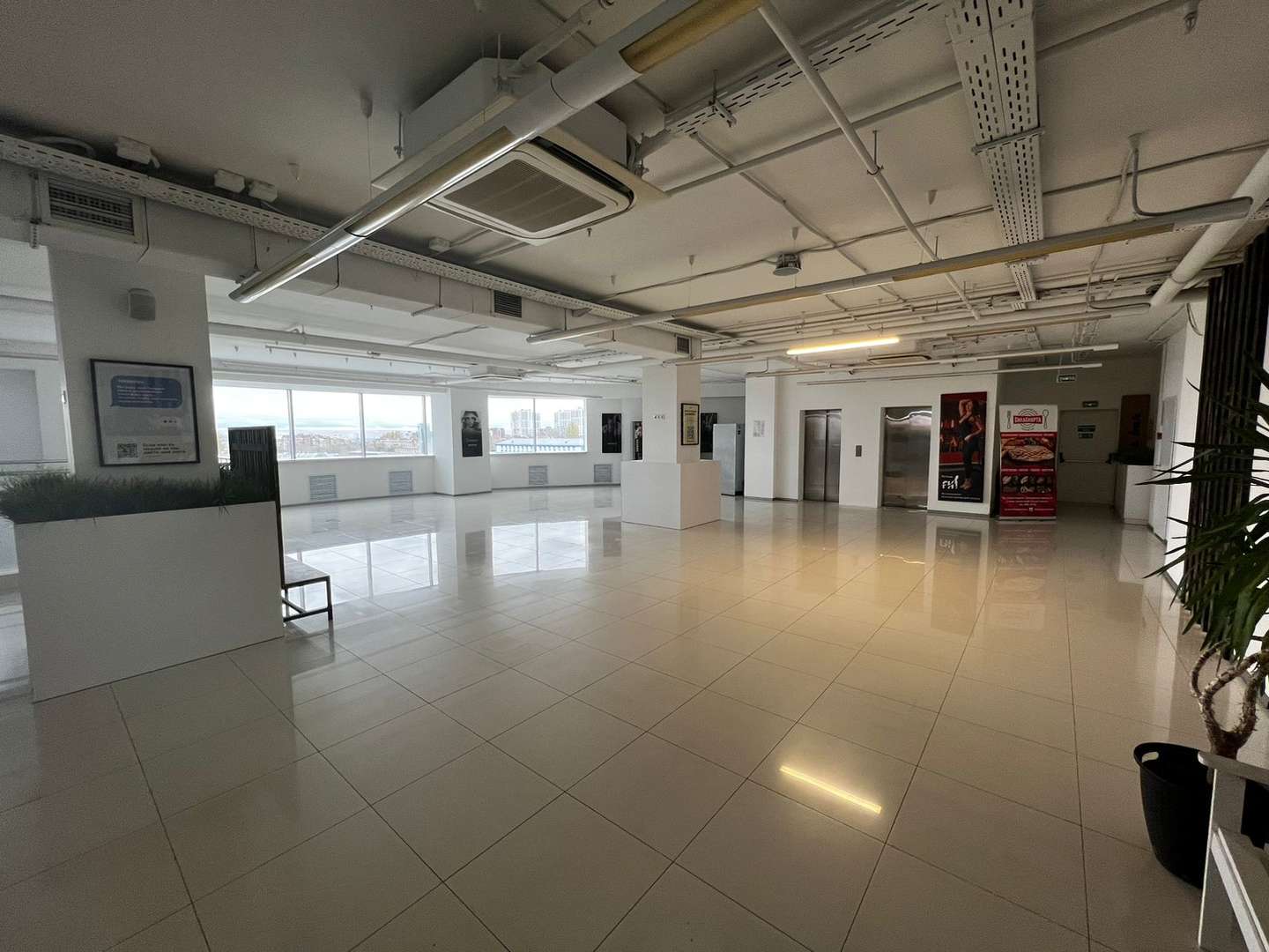 Аренда коммерческой недвижимости, 2000м <sup>2</sup>, Самара, Московское шоссе,  17