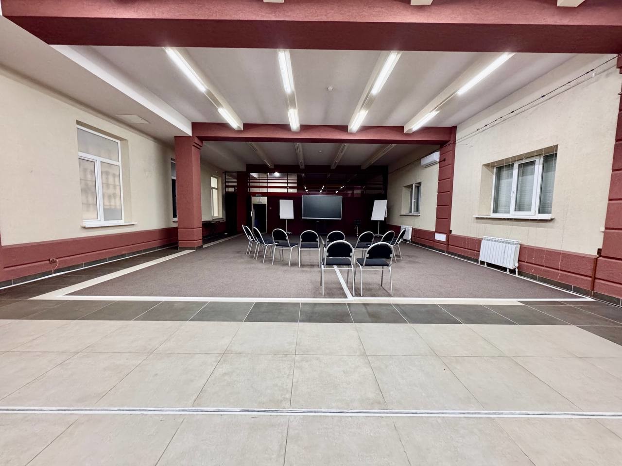 Аренда коммерческой недвижимости, 370м <sup>2</sup>, Самара, Гагарина улица,  1а