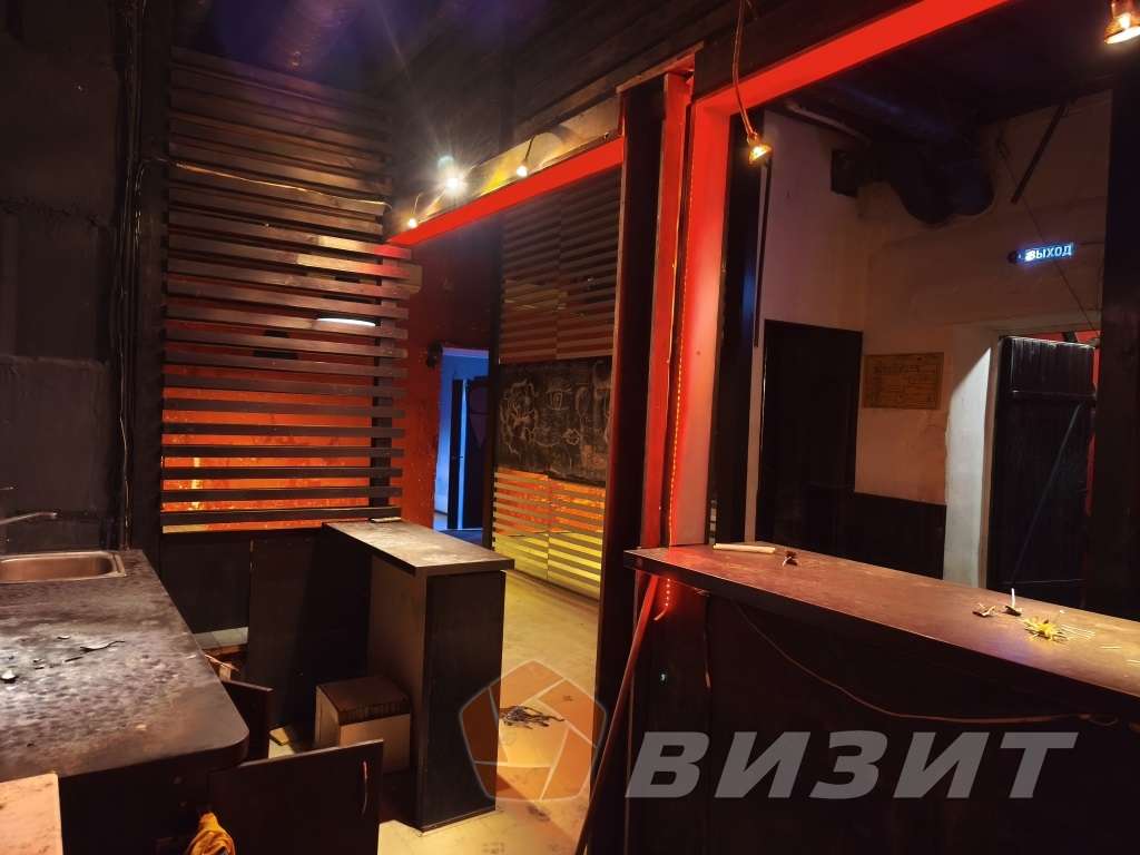 Продажа коммерческой недвижимости, 294м <sup>2</sup>, Самара, Рабочая улица,  85