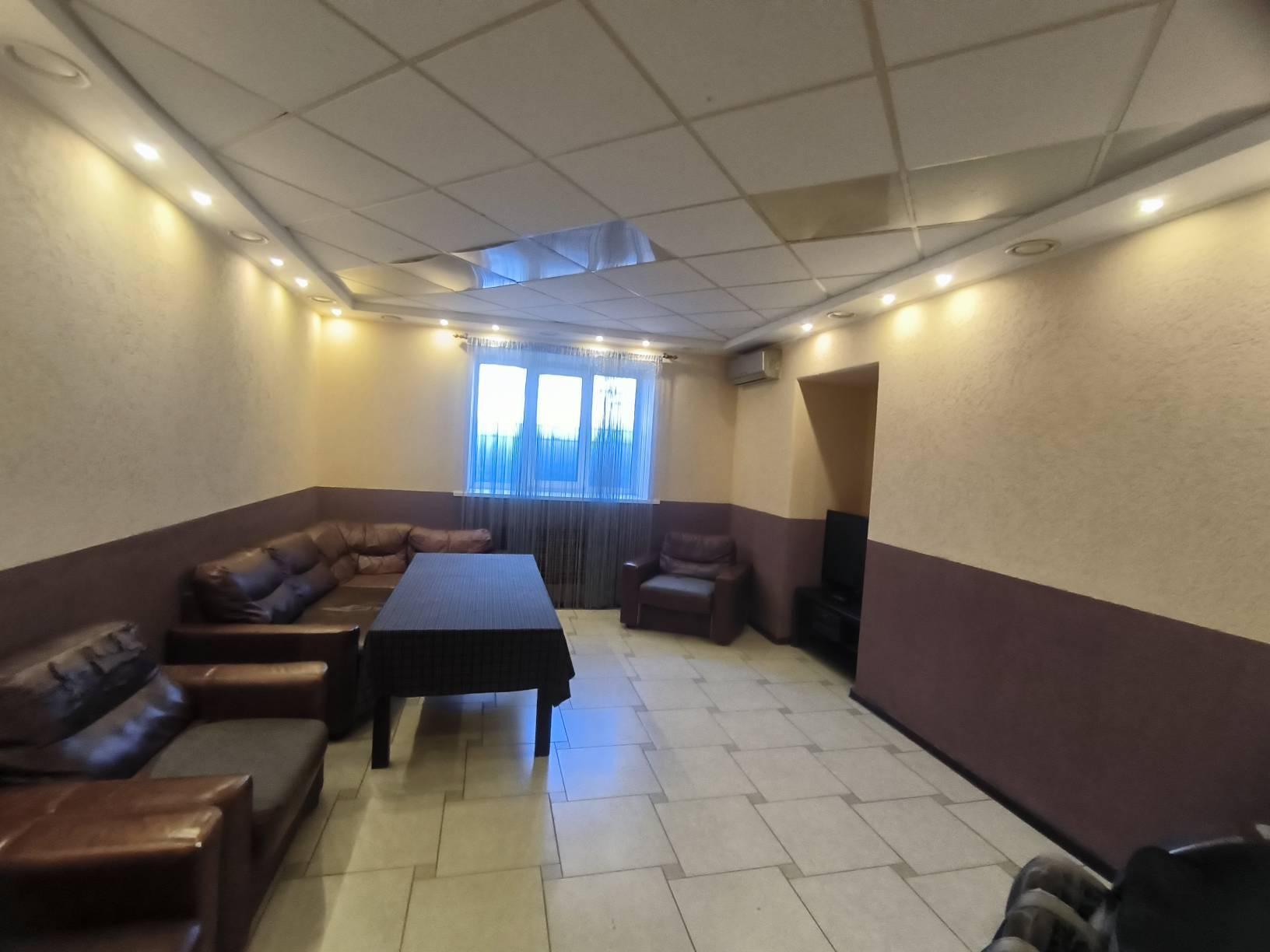 Продажа коммерческой недвижимости, 354м <sup>2</sup>, Самара, Революционная улица,  130