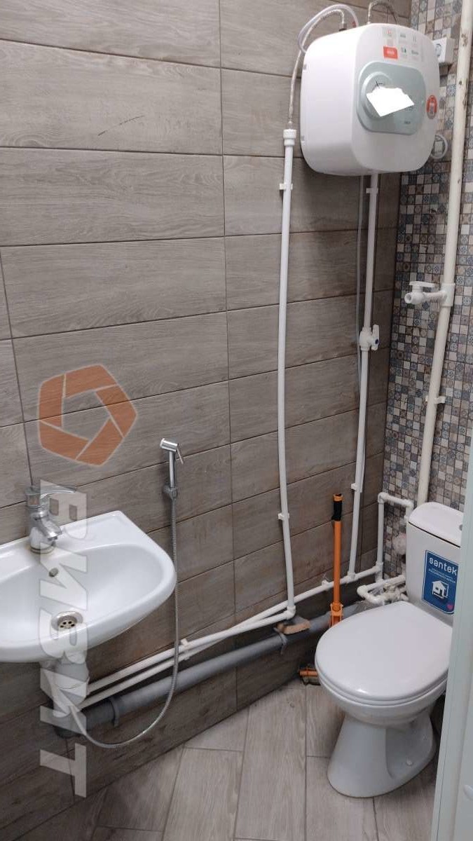 Продажа коммерческой недвижимости, 81м <sup>2</sup>, Самара, Красноармейская улица,  141