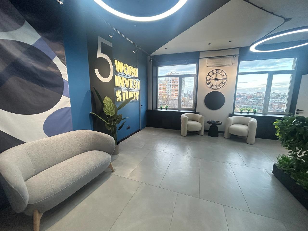 Аренда коммерческой недвижимости, 85м <sup>2</sup>, Самара, Антонова-Овсеенко улица,  44а